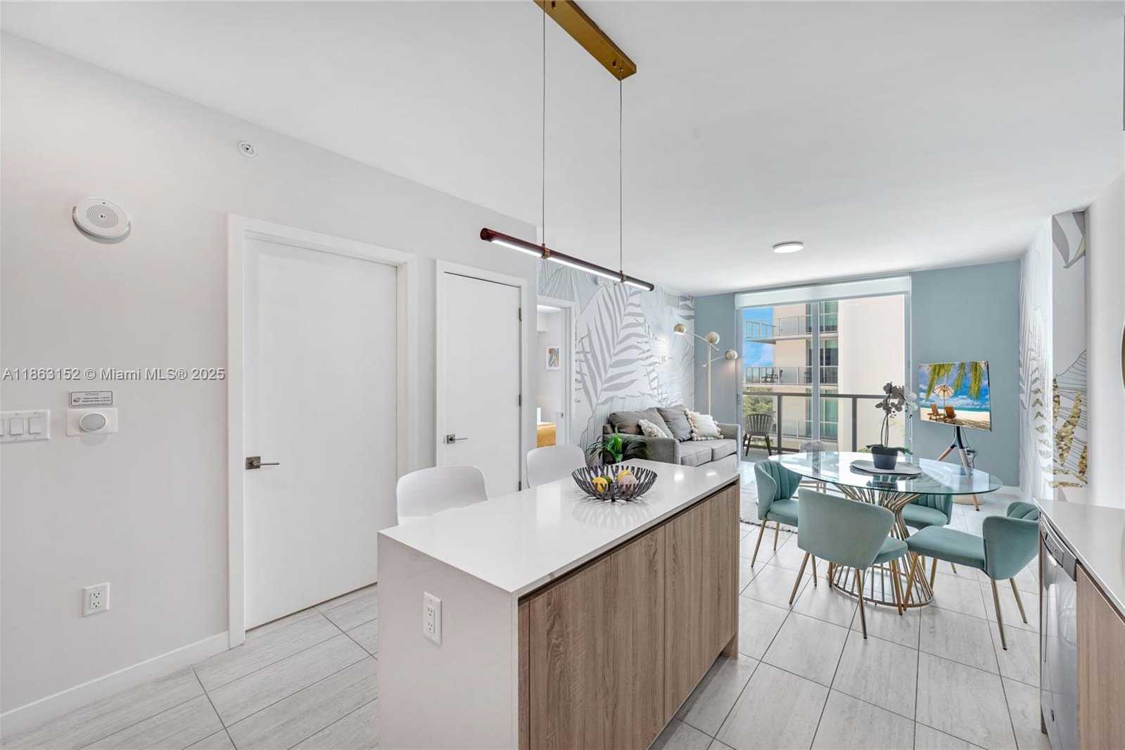 Small Image of 3900 BISCAYNE BLVD #S-922, Miami Number 5