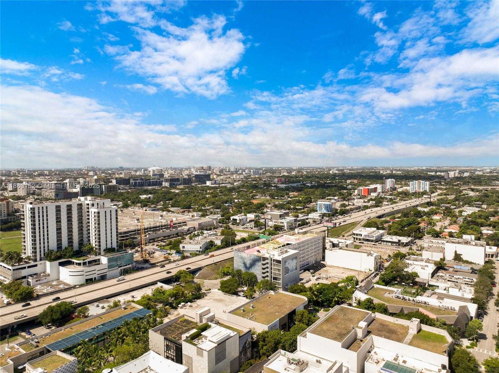 Small Image of 3900 BISCAYNE BLVD #S-922, Miami Number 57