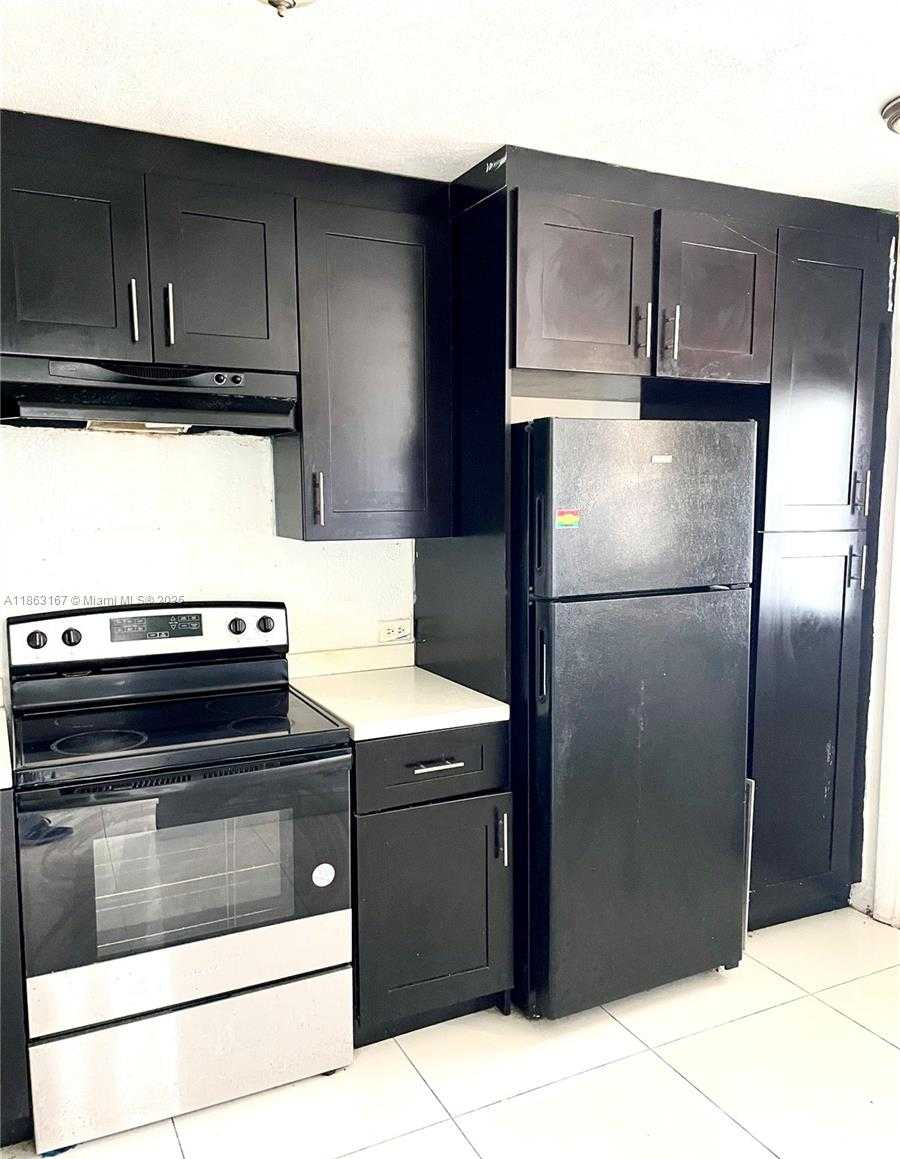 Small Image of 445 NORTH EAST 195TH ST #326, Miami Number 2