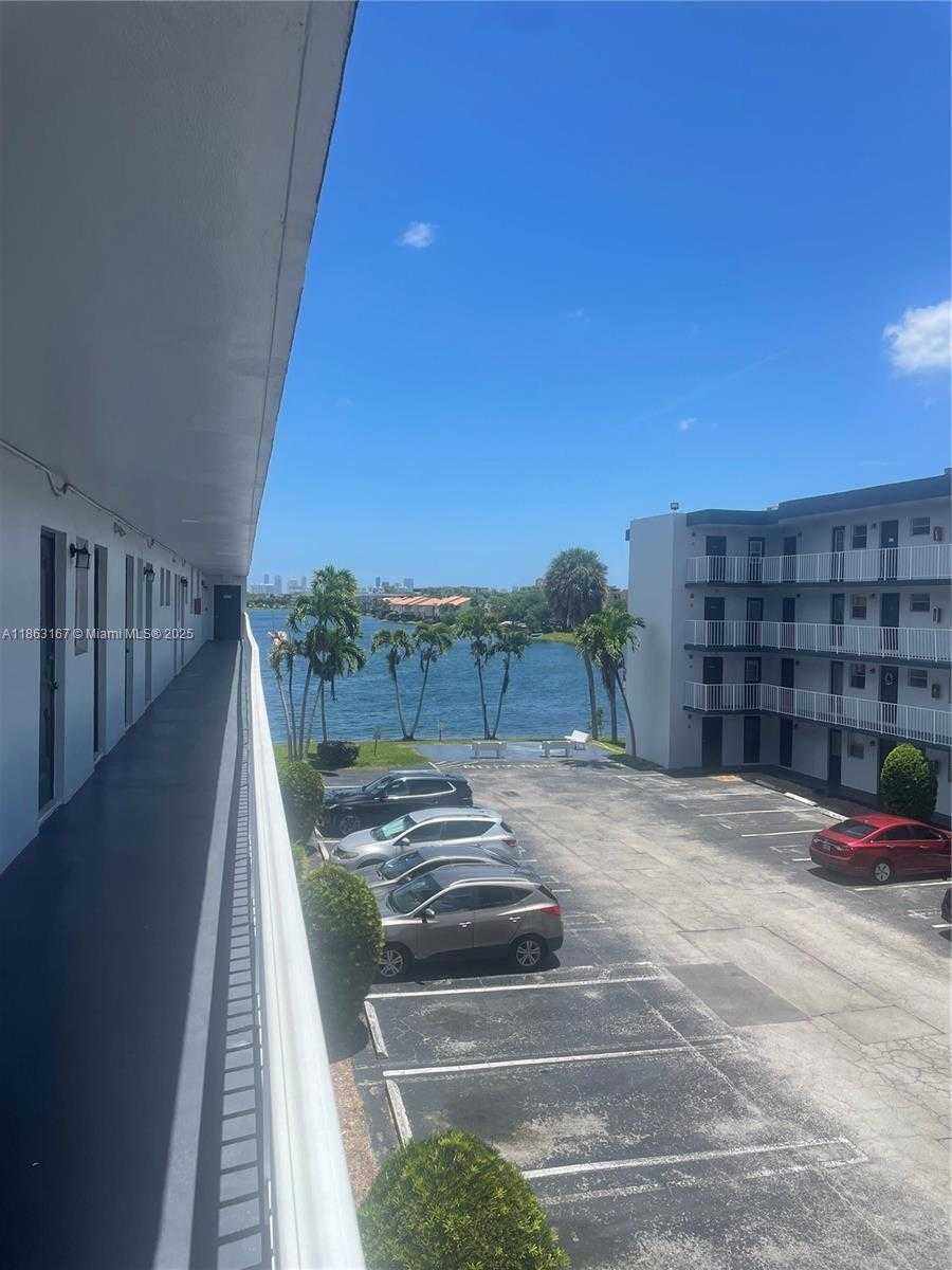 Small Image of 445 NORTH EAST 195TH ST #326, Miami Number 3