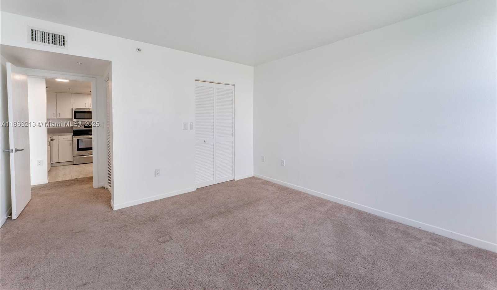 Small Image of 650 WEST AVE #2305, Miami Beach Number 11
