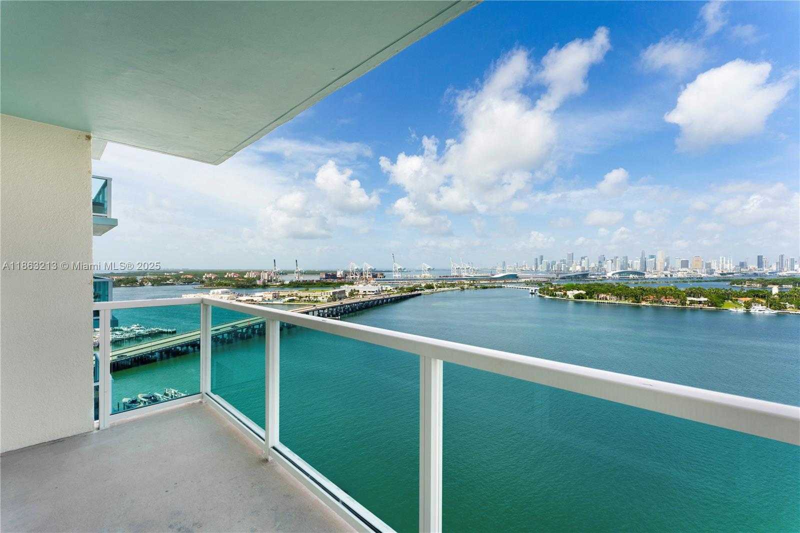 Small Image of 650 WEST AVE #2305, Miami Beach Number 16
