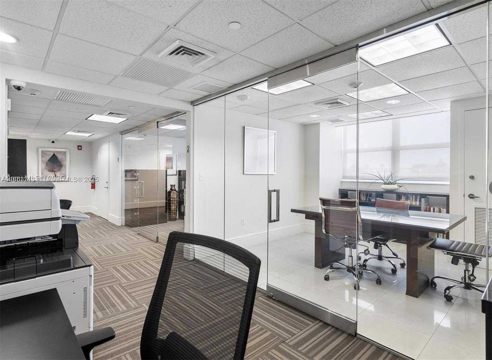 Small Image of 650 WEST AVE #2305, Miami Beach Number 32