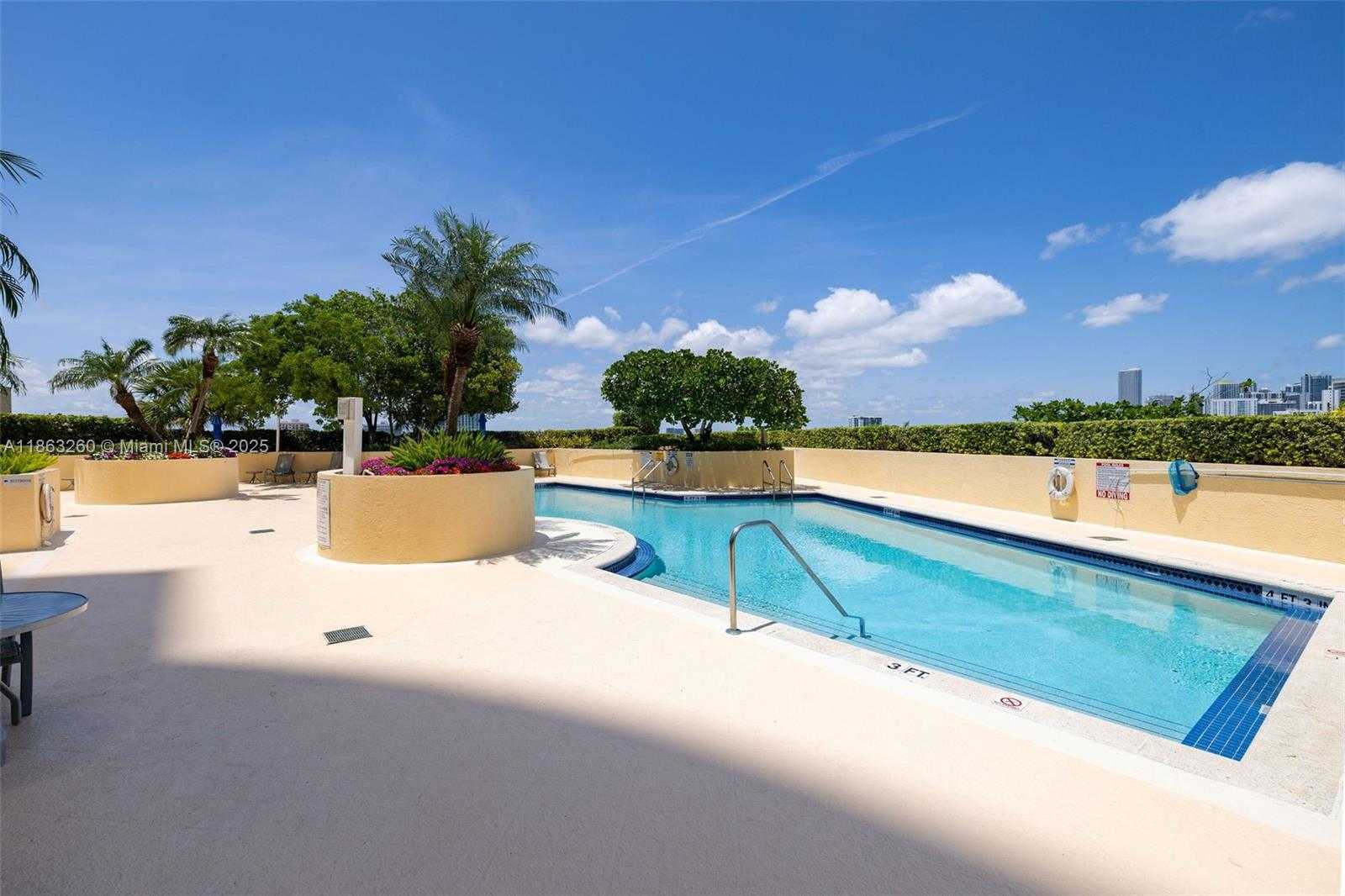 Small Image of 2475 BRICKELL AVE #2002, Miami Number 43
