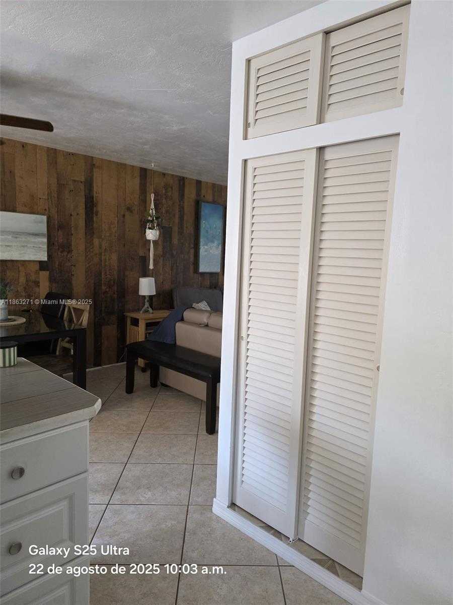 Small Image of 2241 MONROE ST #8, Hollywood Number 11
