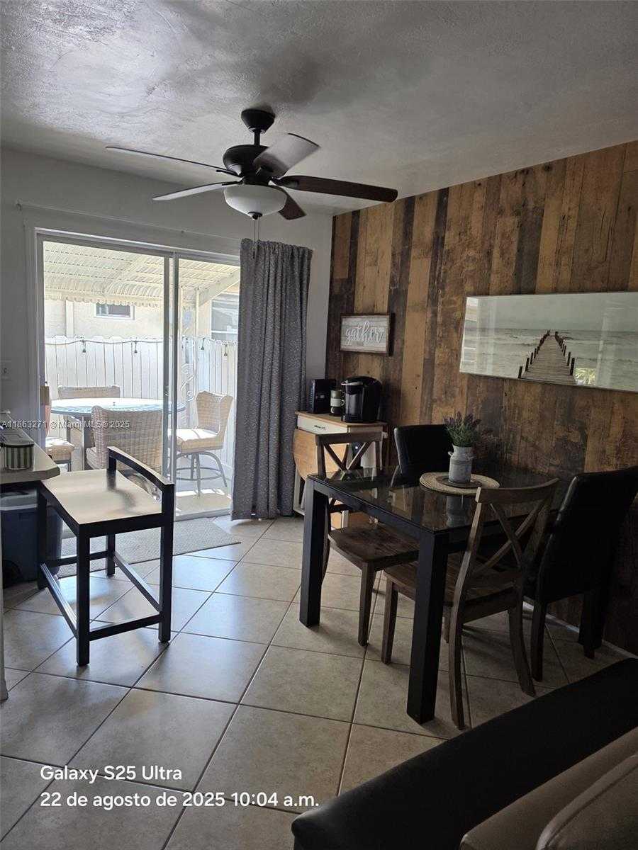 Small Image of 2241 MONROE ST #8, Hollywood Number 5