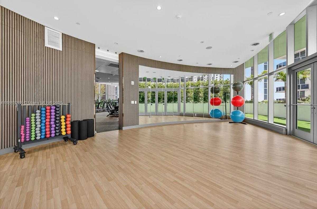 Small Image of 700 NORTH EAST 24 STREET #1407, Miami Number 41
