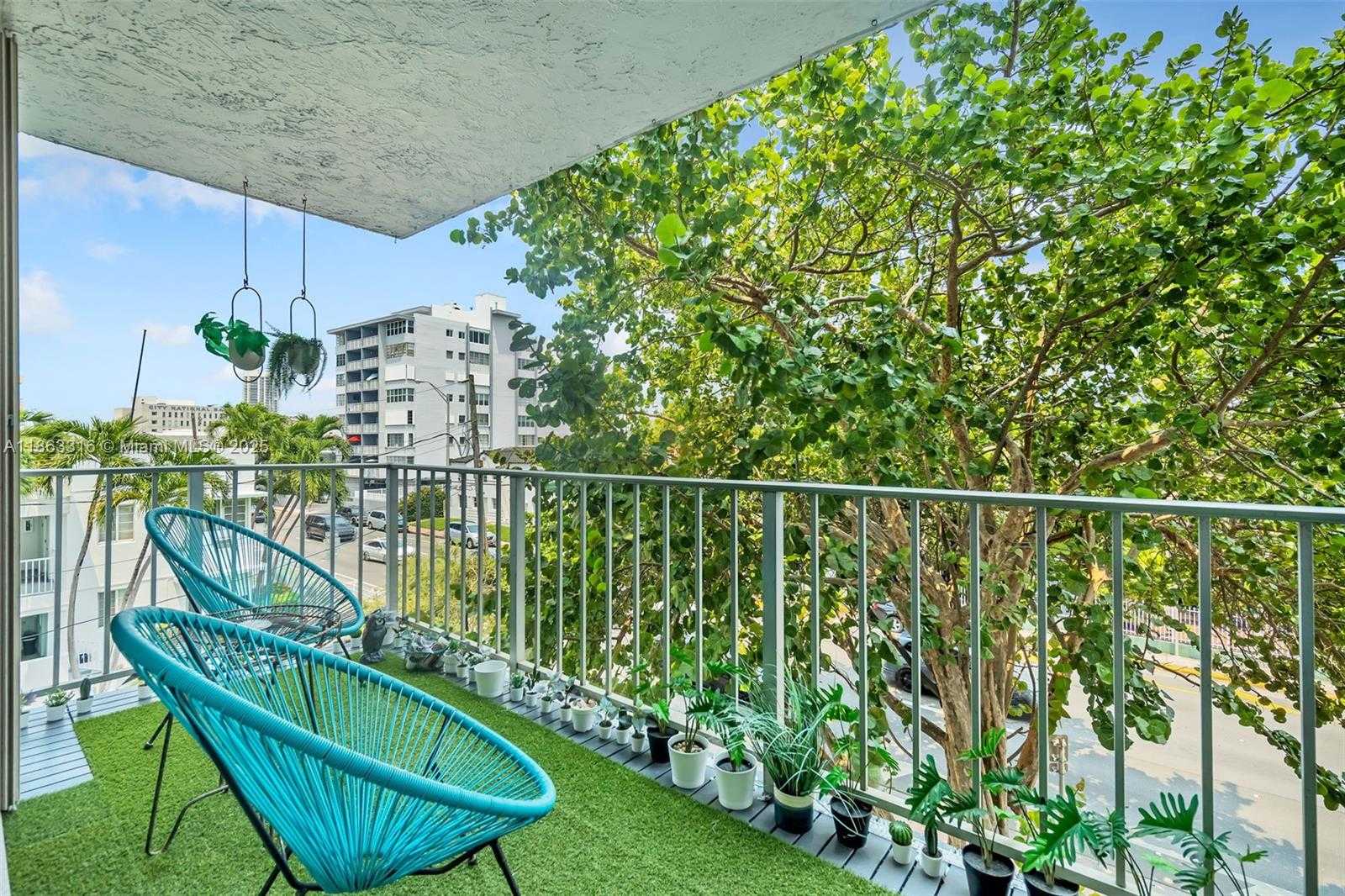 Small Image of 6801 INDIAN CREEK DR #304, Miami Beach Number 20