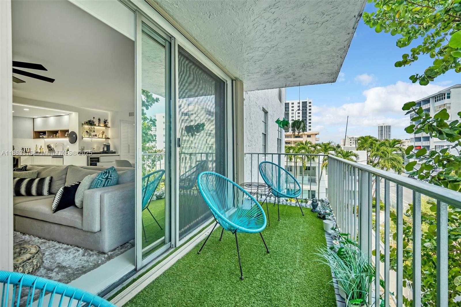 Small Image of 6801 INDIAN CREEK DR #304, Miami Beach Number 21