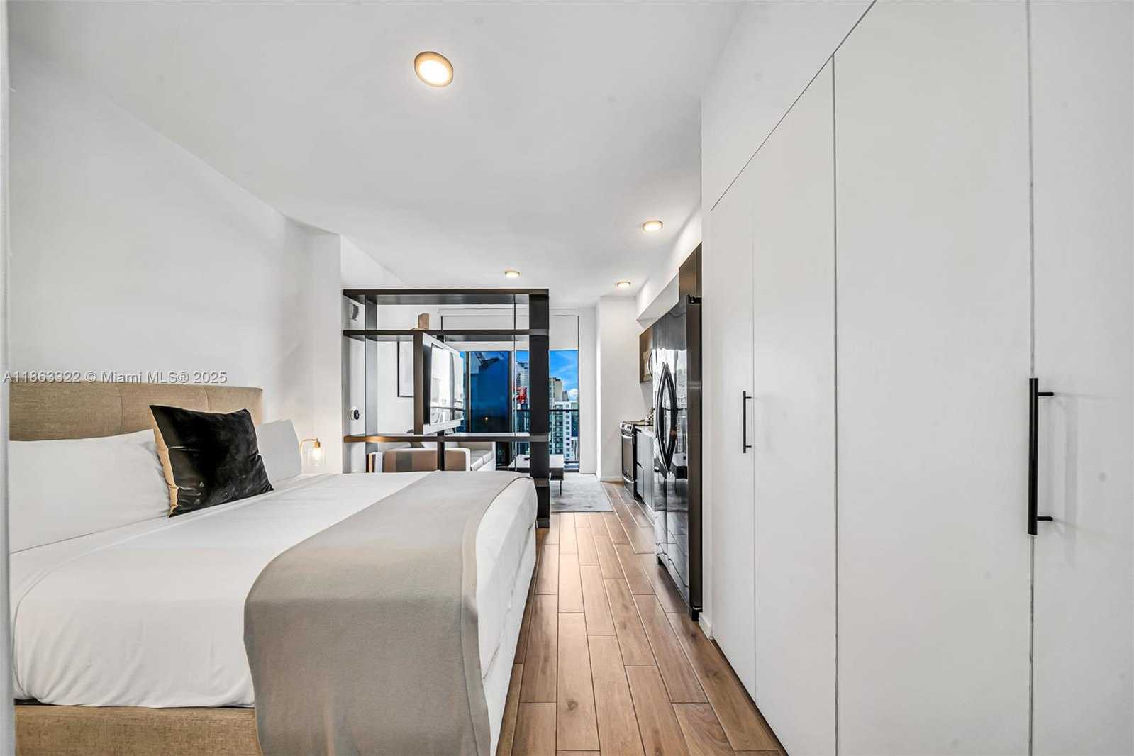Small Image of 398 NORTH EAST 5TH ST #4416, Miami Number 2