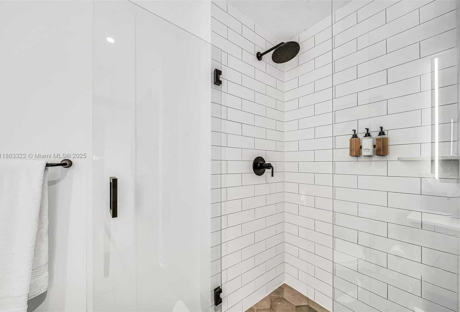 Small Image of 398 NORTH EAST 5TH ST #4416, Miami Number 23