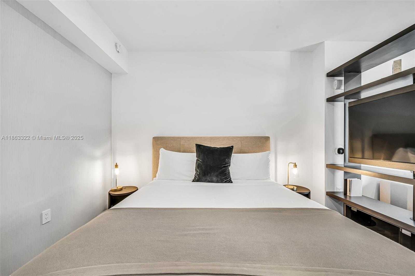 Small Image of 398 NORTH EAST 5TH ST #4416, Miami Number 4
