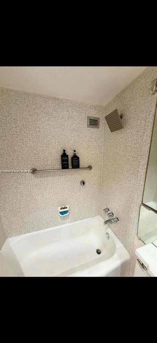 Small Image of 10185 COLLINS AVE #915, Bal Harbour Number 12