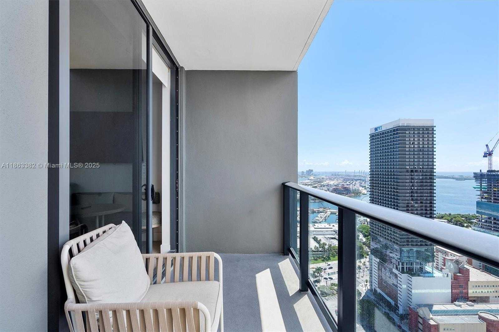 Small Image of 159 NORTH EAST 6TH ST #3806, Miami Number 10
