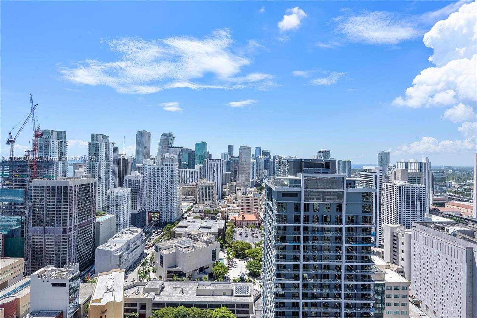 Small Image of 159 NORTH EAST 6TH ST #3806, Miami Number 11