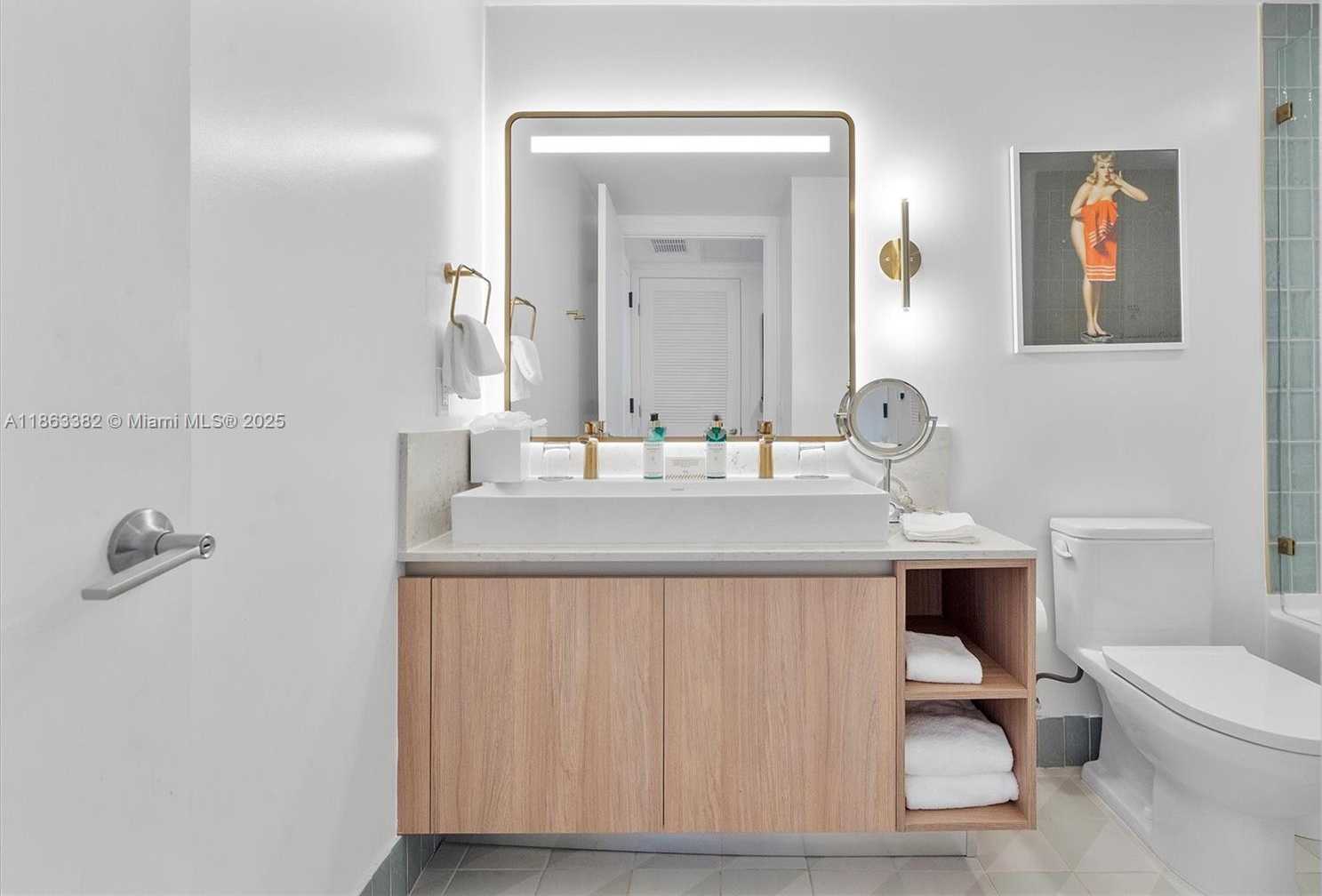 Small Image of 159 NORTH EAST 6TH ST #3806, Miami Number 7