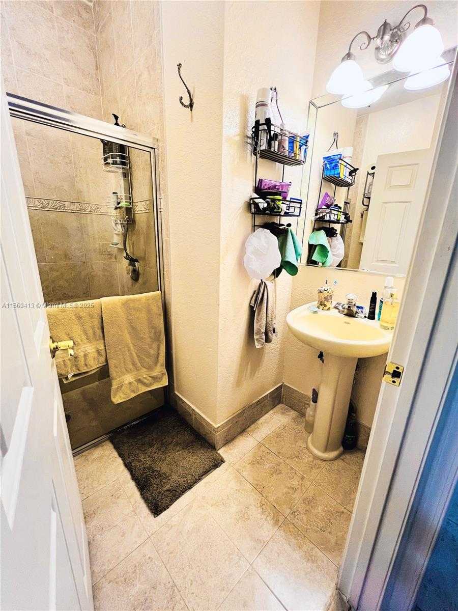 Small Image of 2499 SOUTH EAST 14TH ST, Homestead Number 14