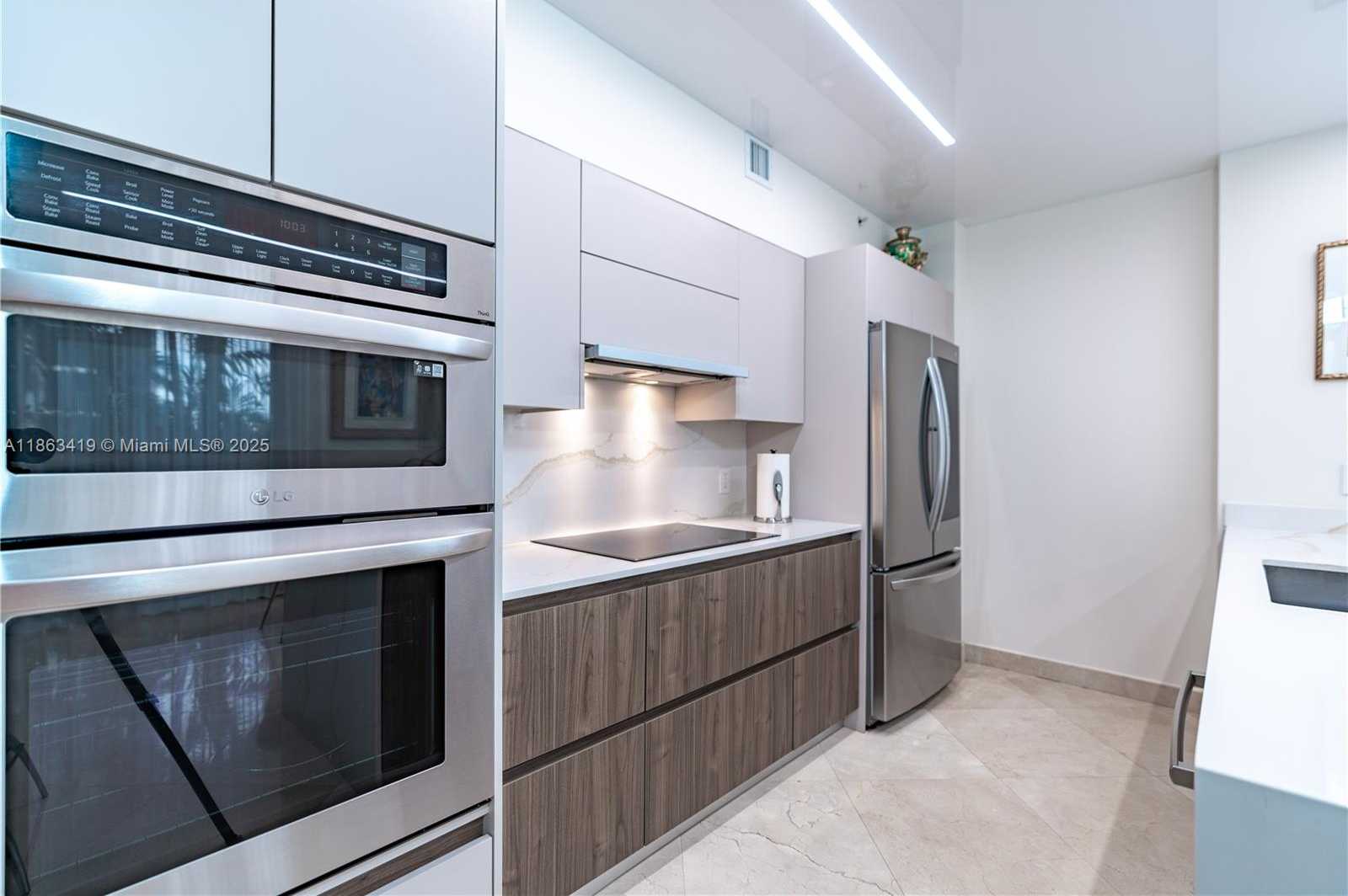 Small Image of 17555 ATLANTIC BLVD #508, Sunny Isles Beach Number 15