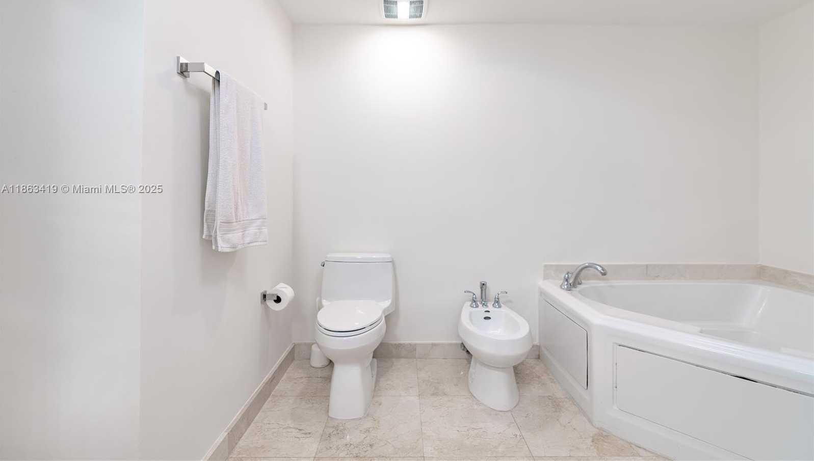 Small Image of 17555 ATLANTIC BLVD #508, Sunny Isles Beach Number 18