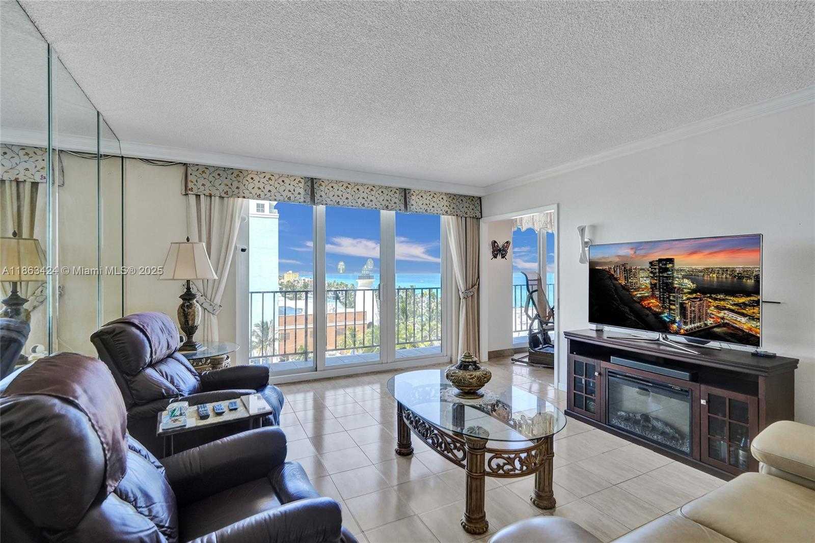 Small Image of 322 BUCHANAN ST #810, Hollywood Number 23