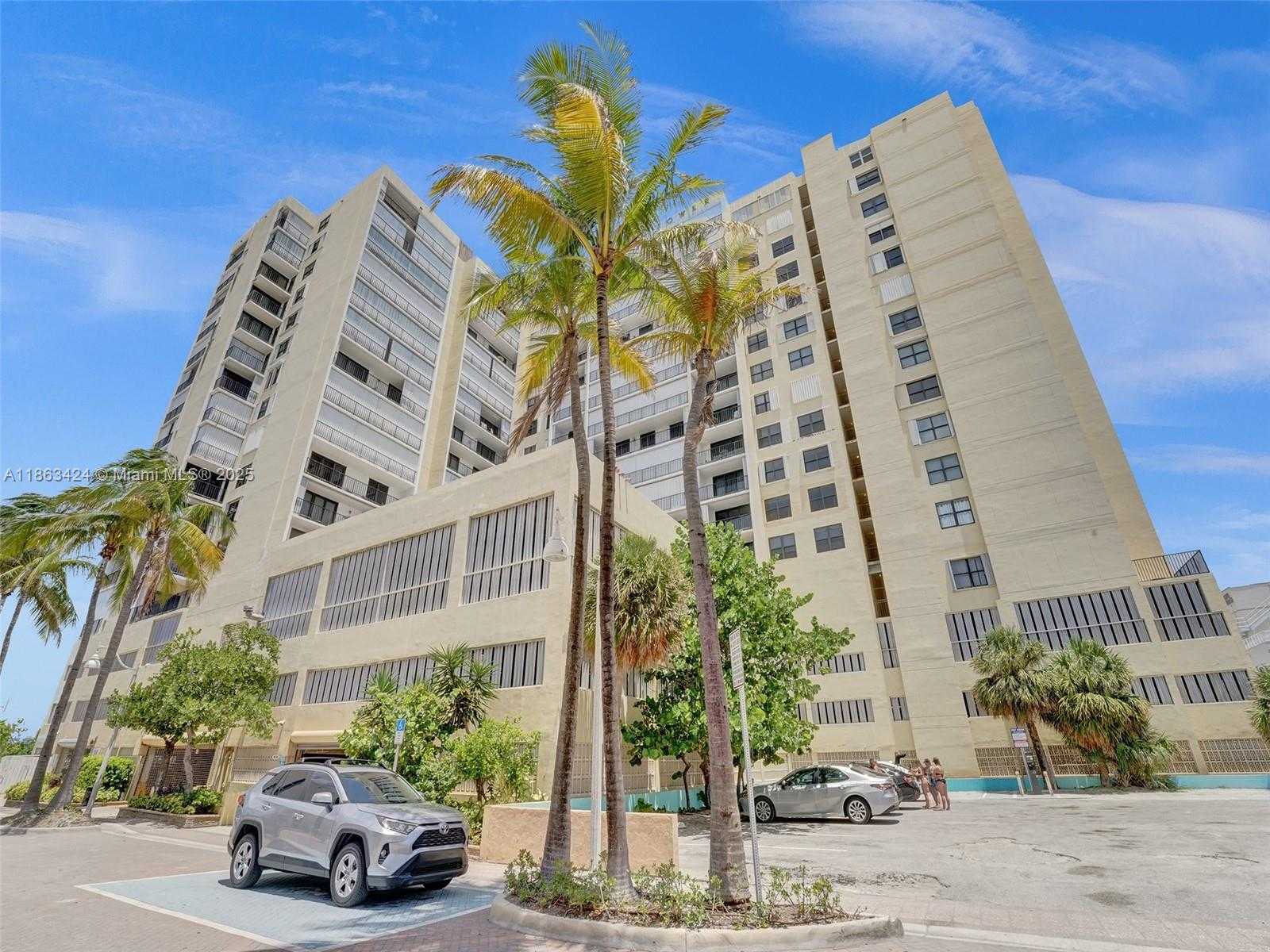 Small Image of 322 BUCHANAN ST #810, Hollywood Number 36