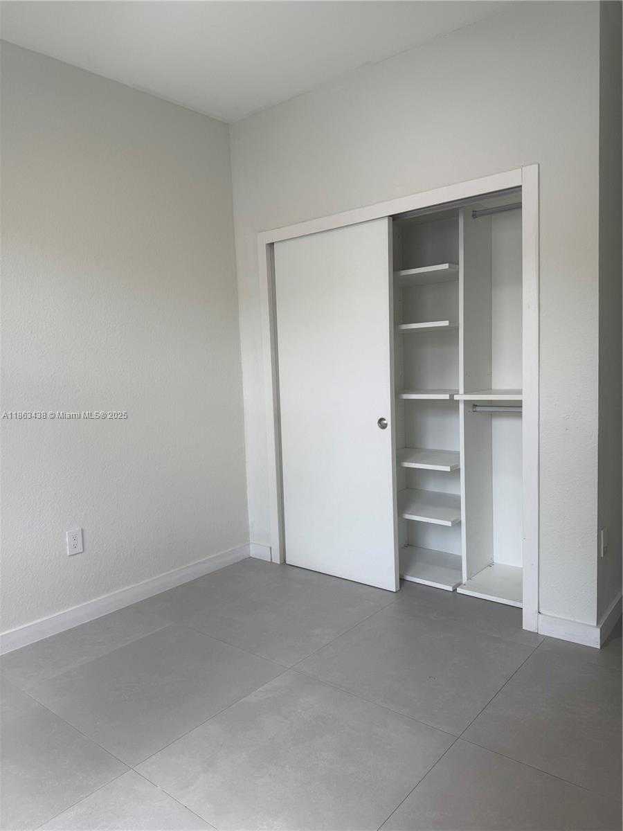 Small Image of 10857 NORTH WEST 84TH ST, Doral Number 30