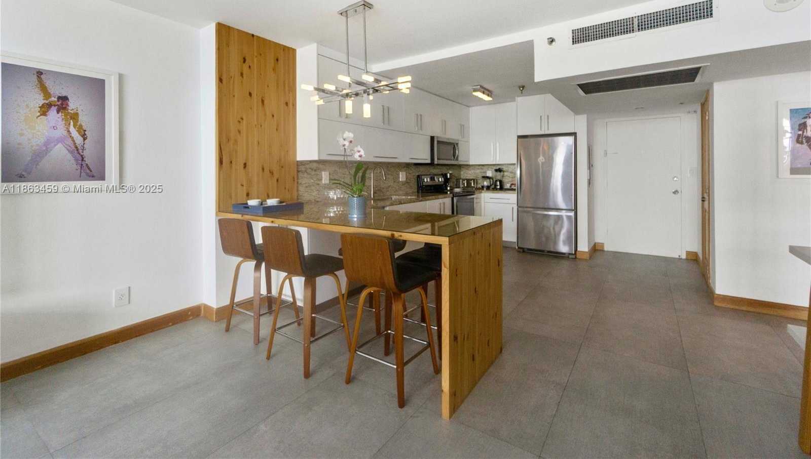 Small Image of 100 LINCOLN RD #1635, Miami Beach Number 5