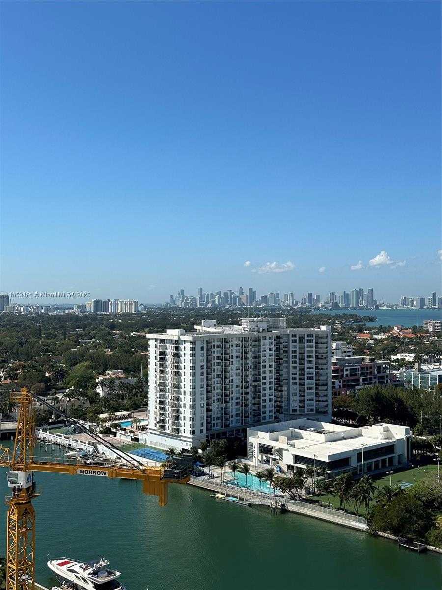 Small Image of 4401 COLLINS AVE #2108, Miami Beach Number 4