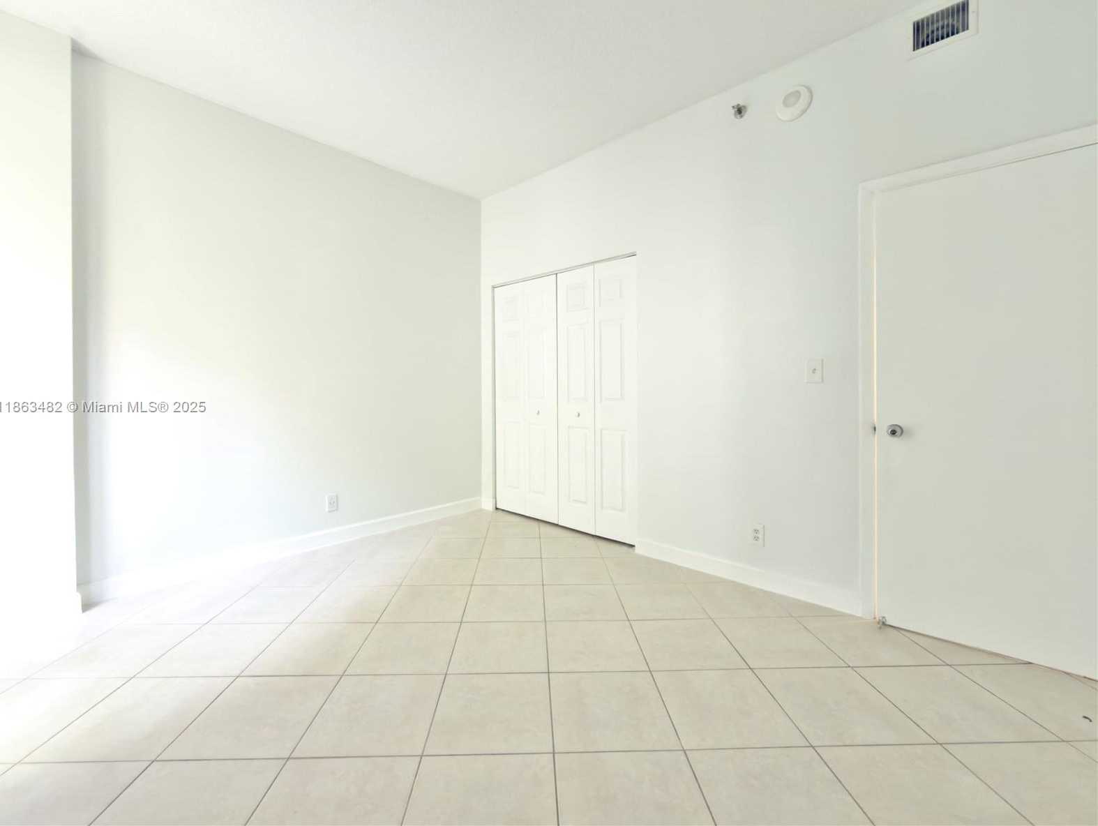 Small Image of 3300 NORTH EAST 192ND ST #118, Aventura Number 5