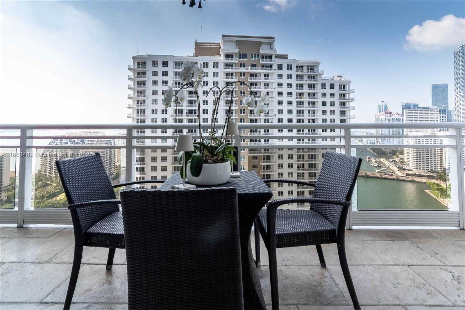 Small Image of 901 BRICKELL KEY BLVD #2702, Miami Number 3