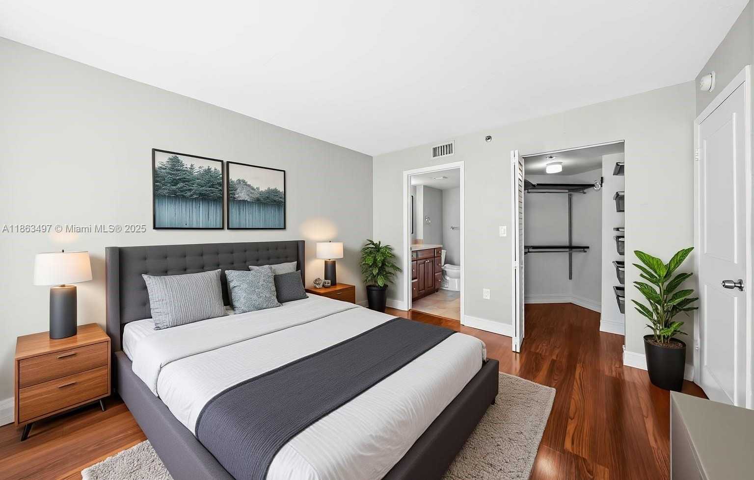 Small Image of 540 BRICKELL KEY DR #815, Miami Number 5
