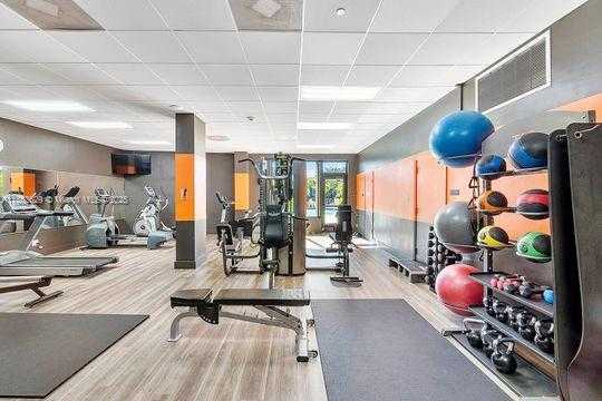 Small Image of 90 EDGEWATER DR #820, Coral Gables Number 26