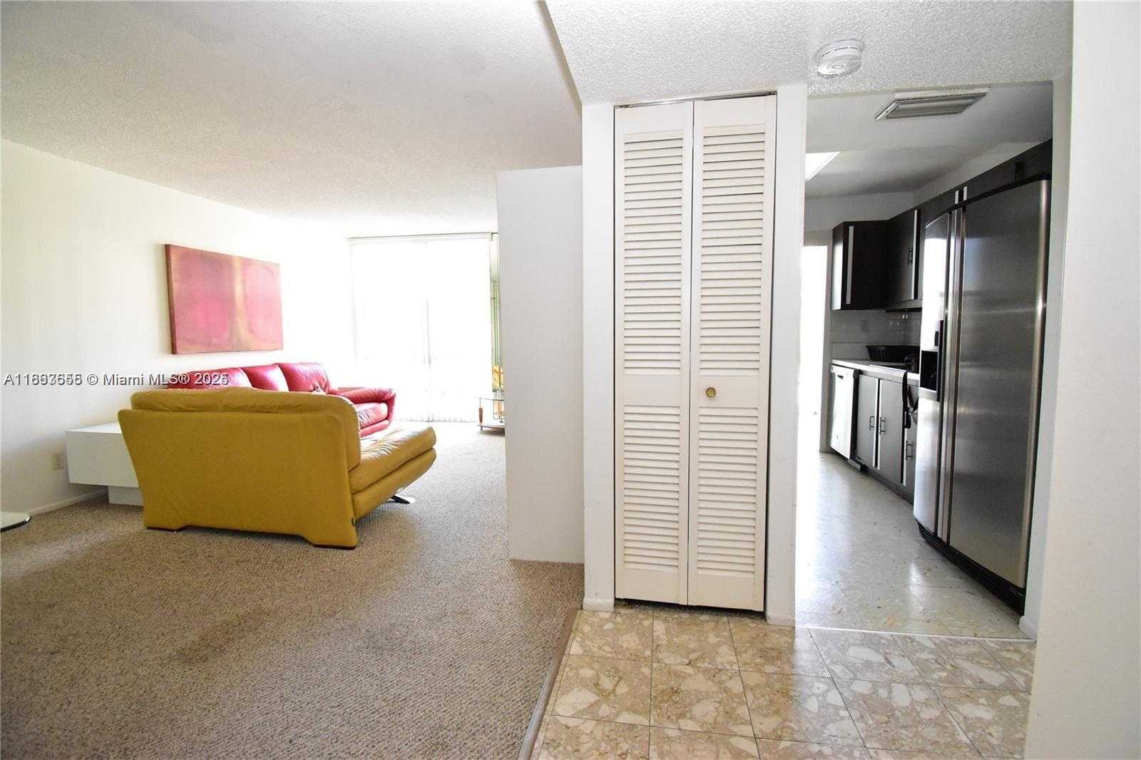 Small Image of 210 172ND ST #431, Sunny Isles Beach Number 5