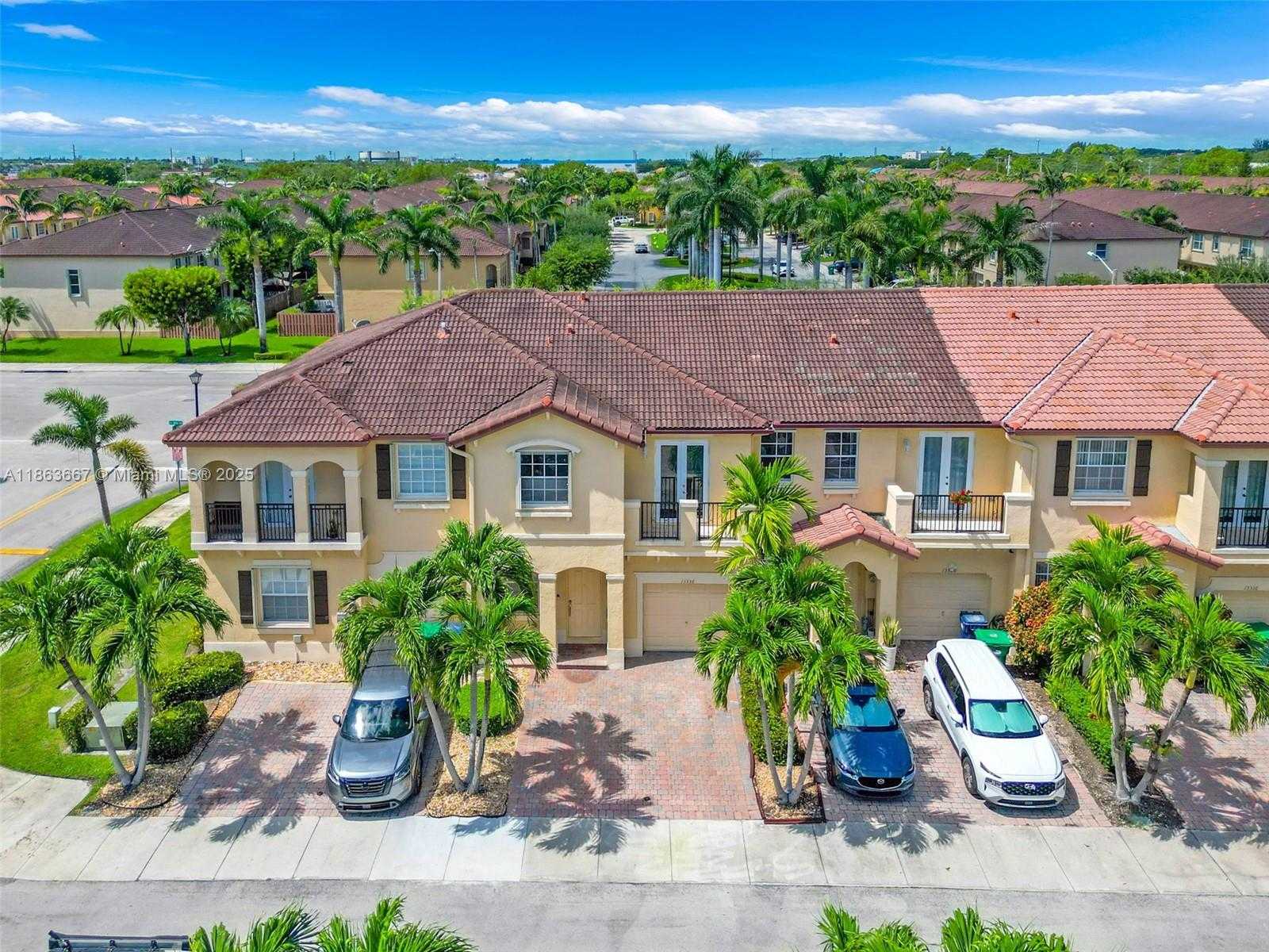 Small Image of 13336 SOUTH WEST 128TH PSGE, Miami Number 48