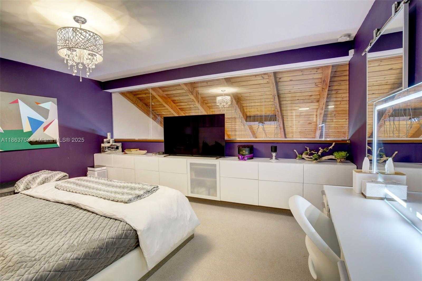 Small Image of 1530 WEST GOLFVIEW DR, Pembroke Pines Number 27