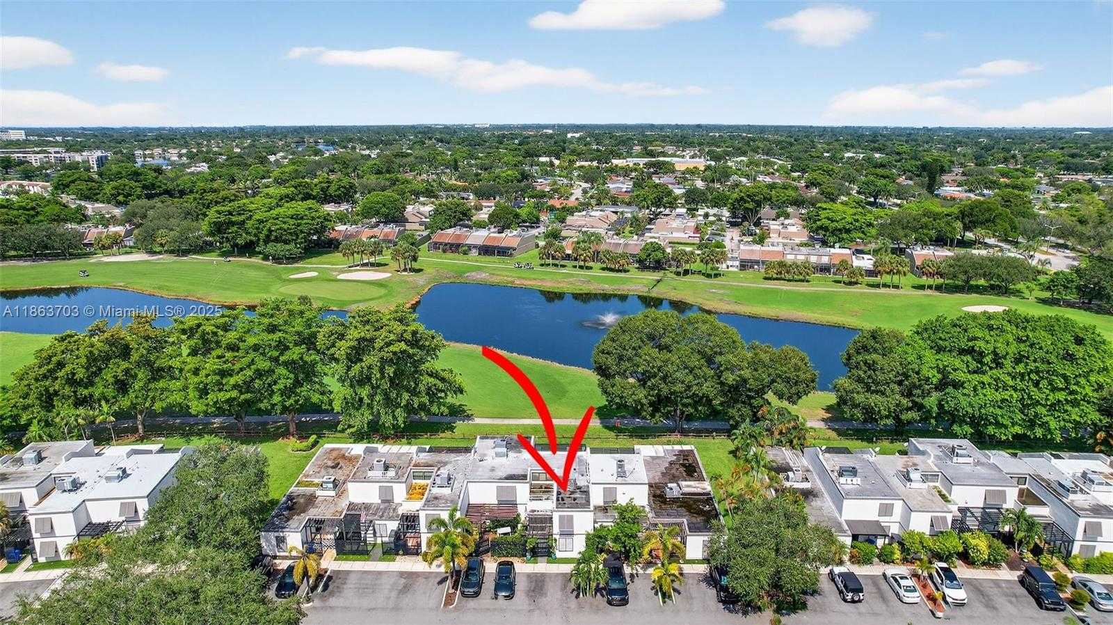 Small Image of 1530 WEST GOLFVIEW DR, Pembroke Pines Number 41