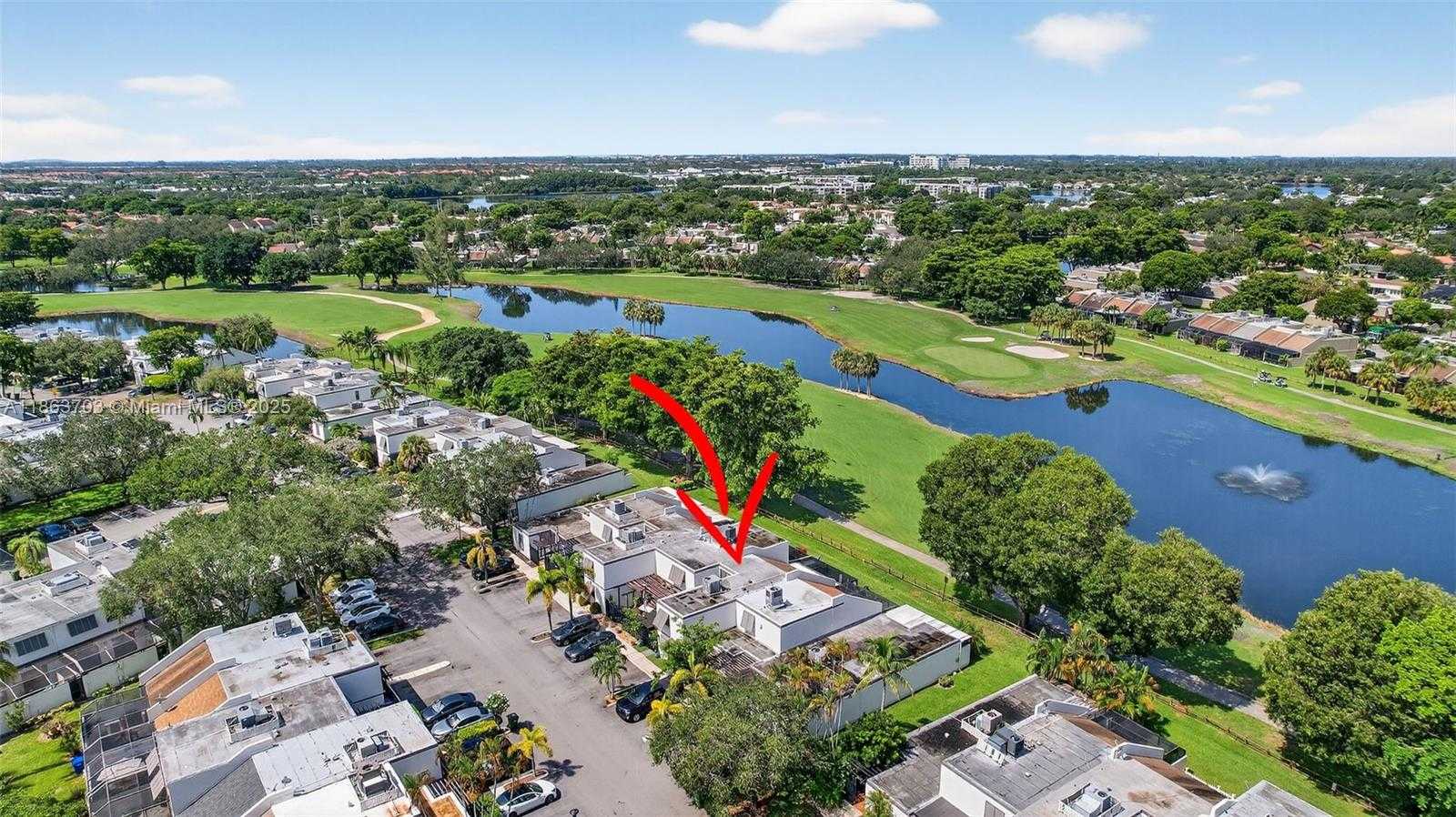 Small Image of 1530 WEST GOLFVIEW DR, Pembroke Pines Number 48