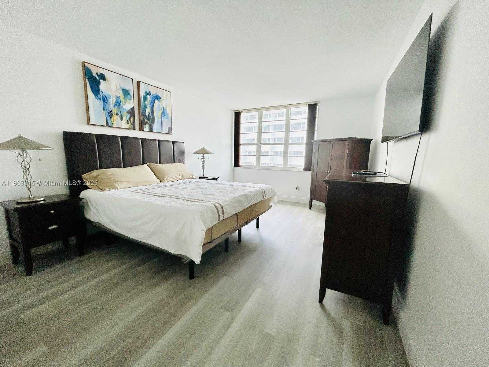Small Image of 100 LINCOLN RD #535, Miami Beach Number 7