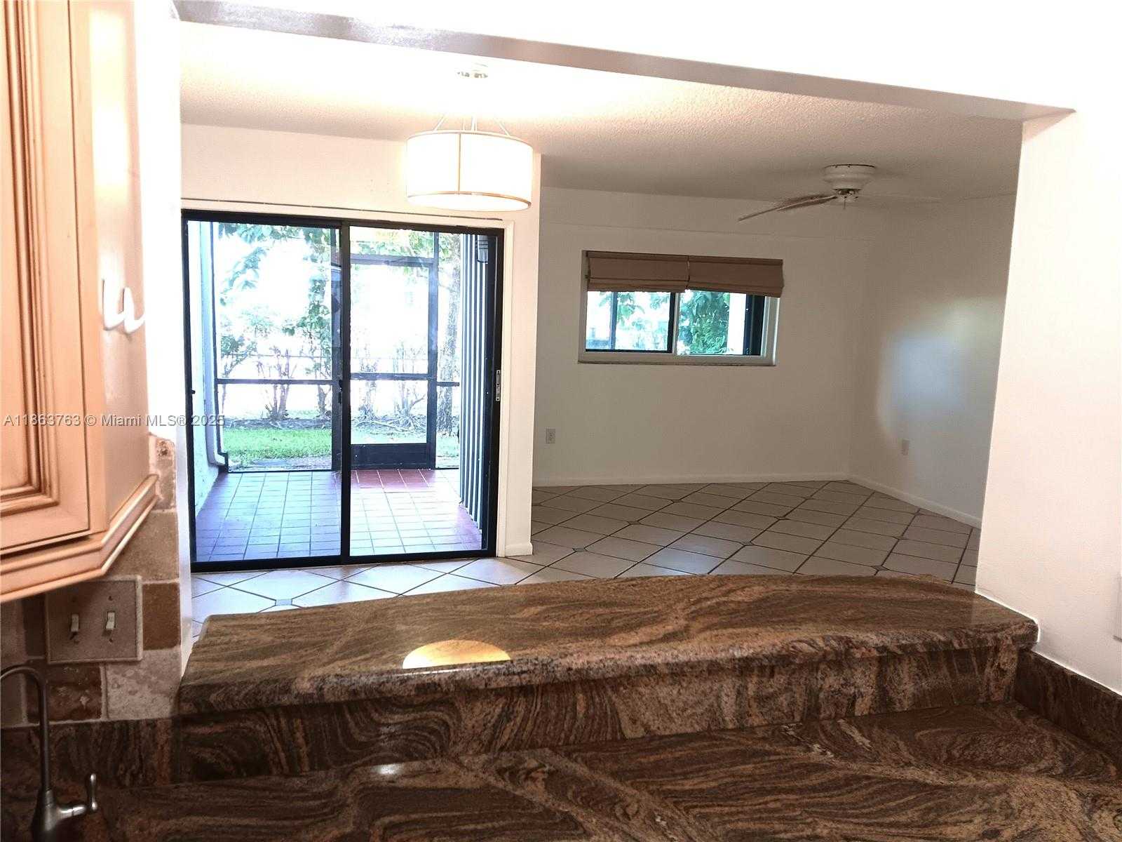 Small Image of 1532 GABRIEL ST, Hollywood Number 22
