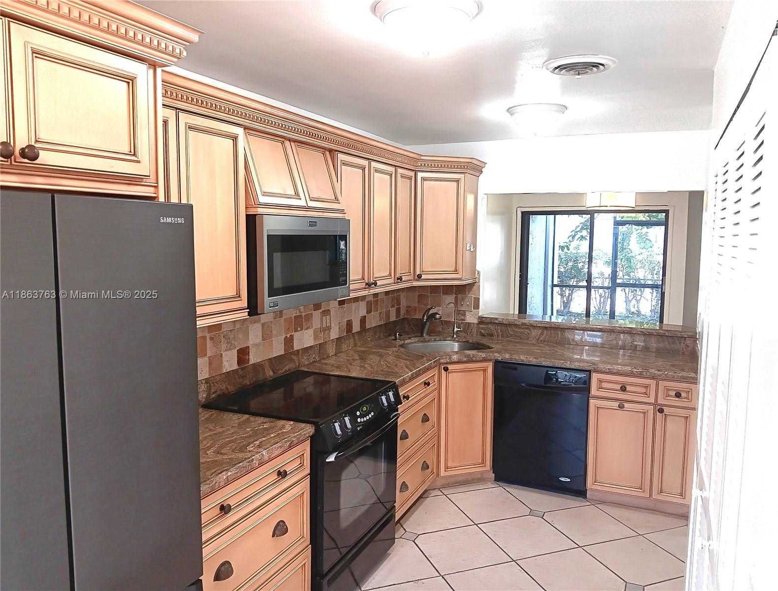 Small Image of 1532 GABRIEL ST, Hollywood Number 28