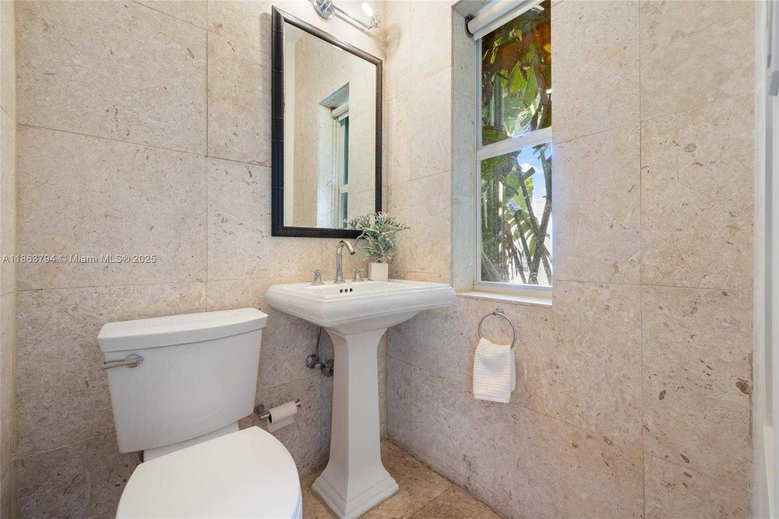 Small Image of 4015 NORTH MERIDIAN AVE #4, Miami Beach Number 18