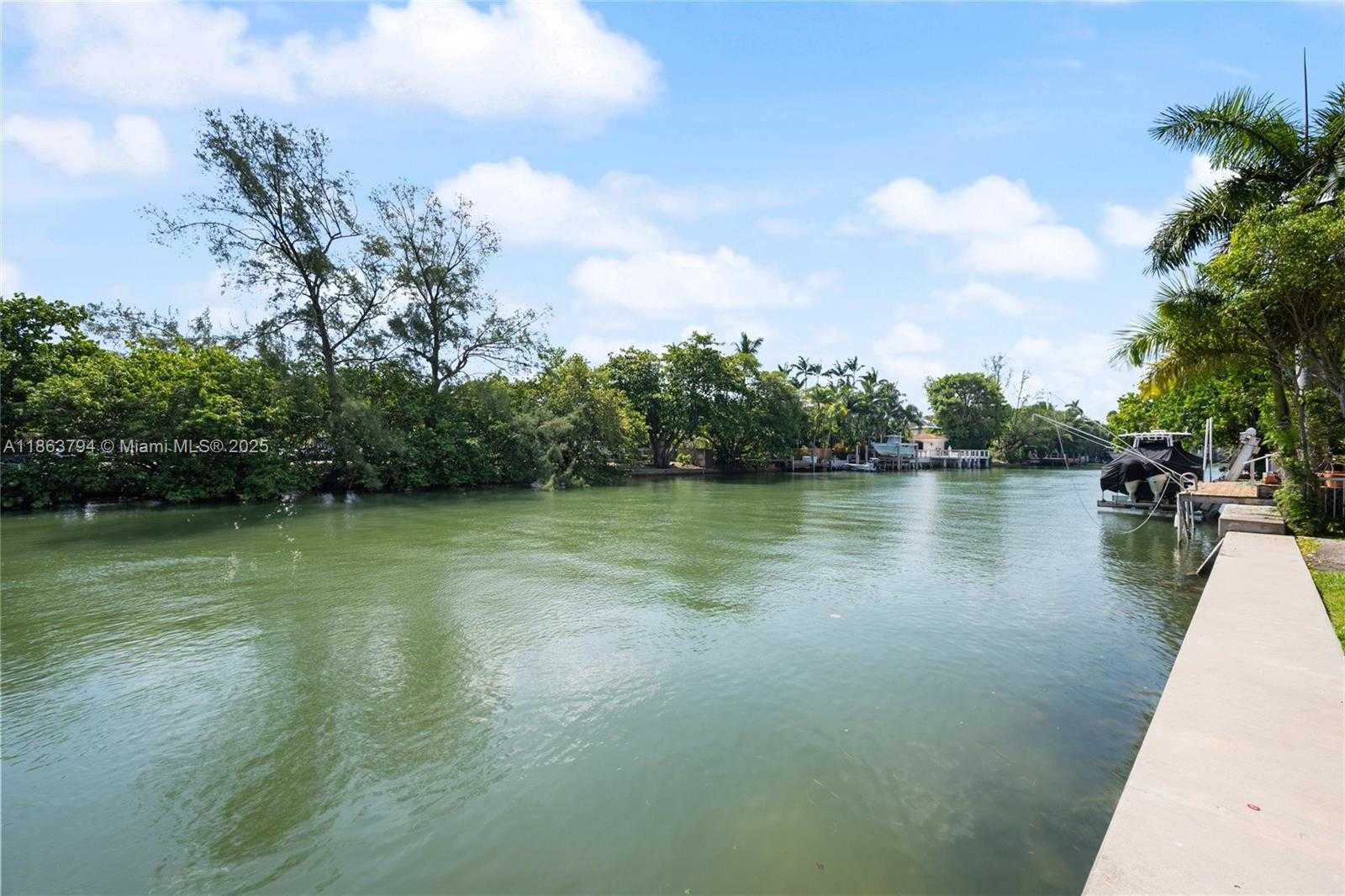 Small Image of 4015 NORTH MERIDIAN AVE #4, Miami Beach Number 25