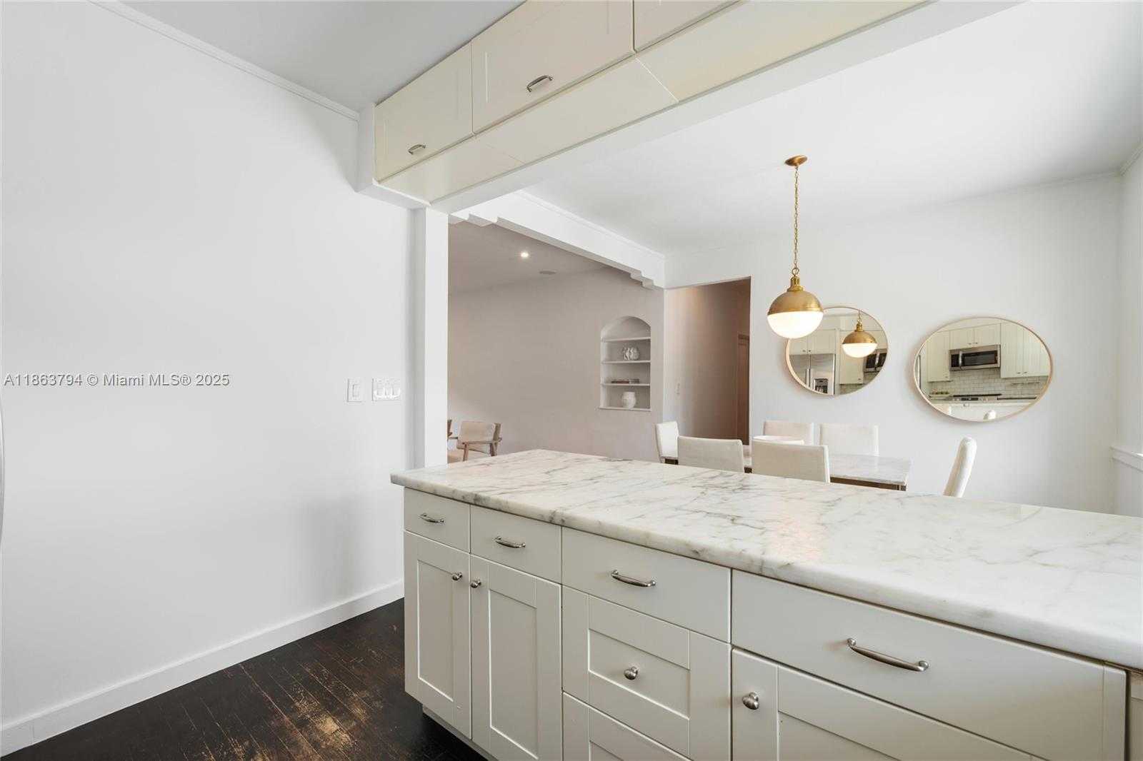 Small Image of 4015 NORTH MERIDIAN AVE #4, Miami Beach Number 8