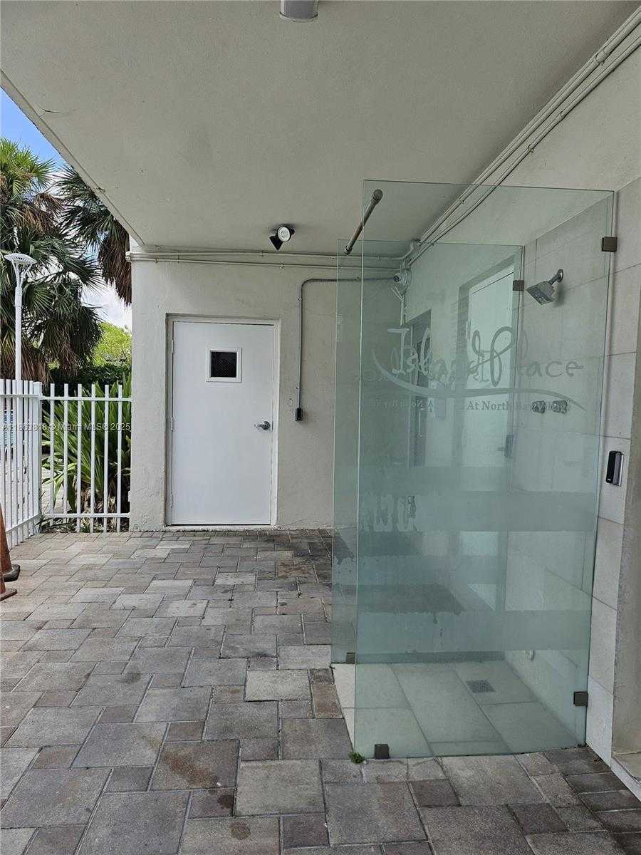 Small Image of 1455 NORTH TREASURE DR #7G, North Bay Village Number 25