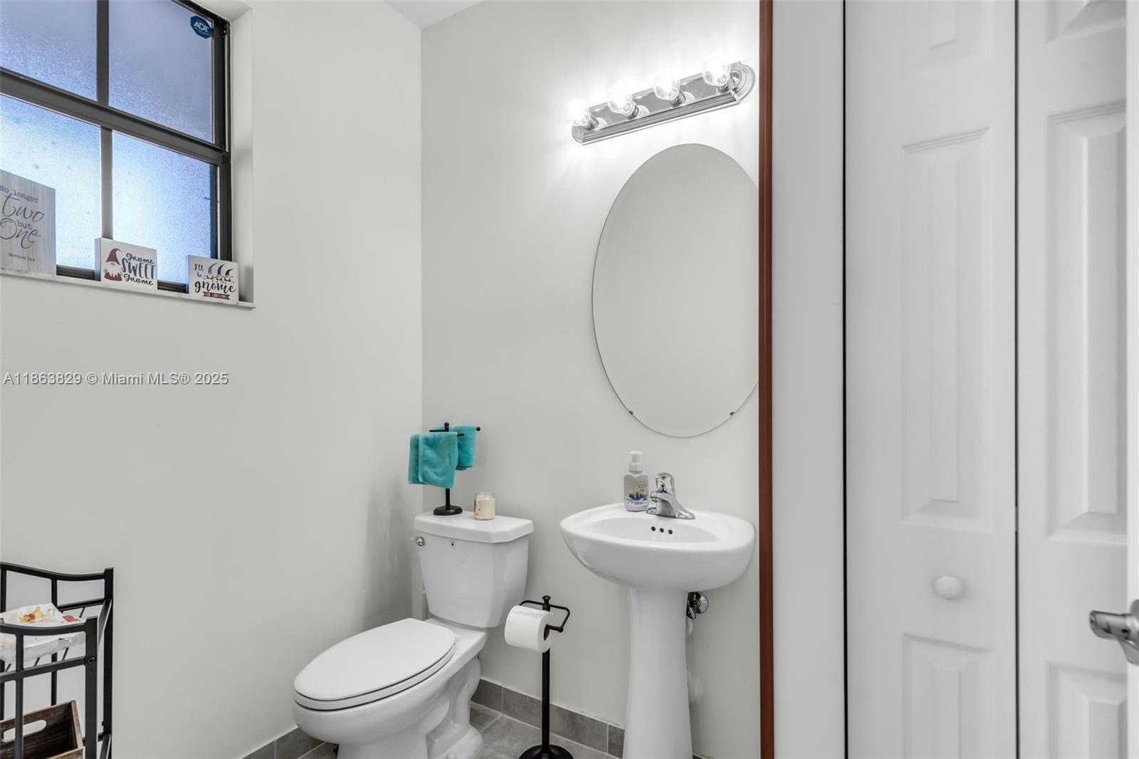 Small Image of 10269 WEST 32ND LN, Hialeah Number 12