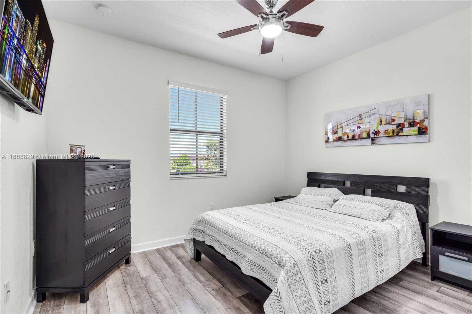 Small Image of 10269 WEST 32ND LN, Hialeah Number 14