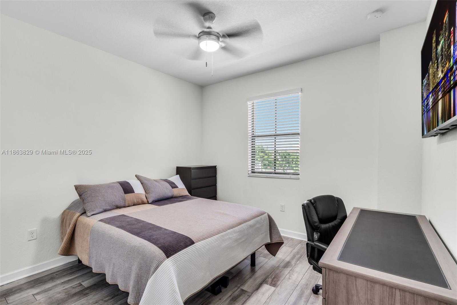 Small Image of 10269 WEST 32ND LN, Hialeah Number 15