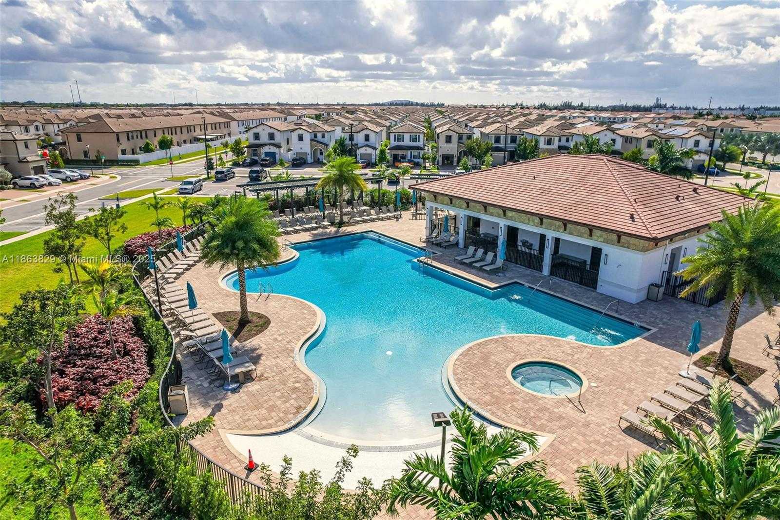 Small Image of 10269 WEST 32ND LN, Hialeah Number 27