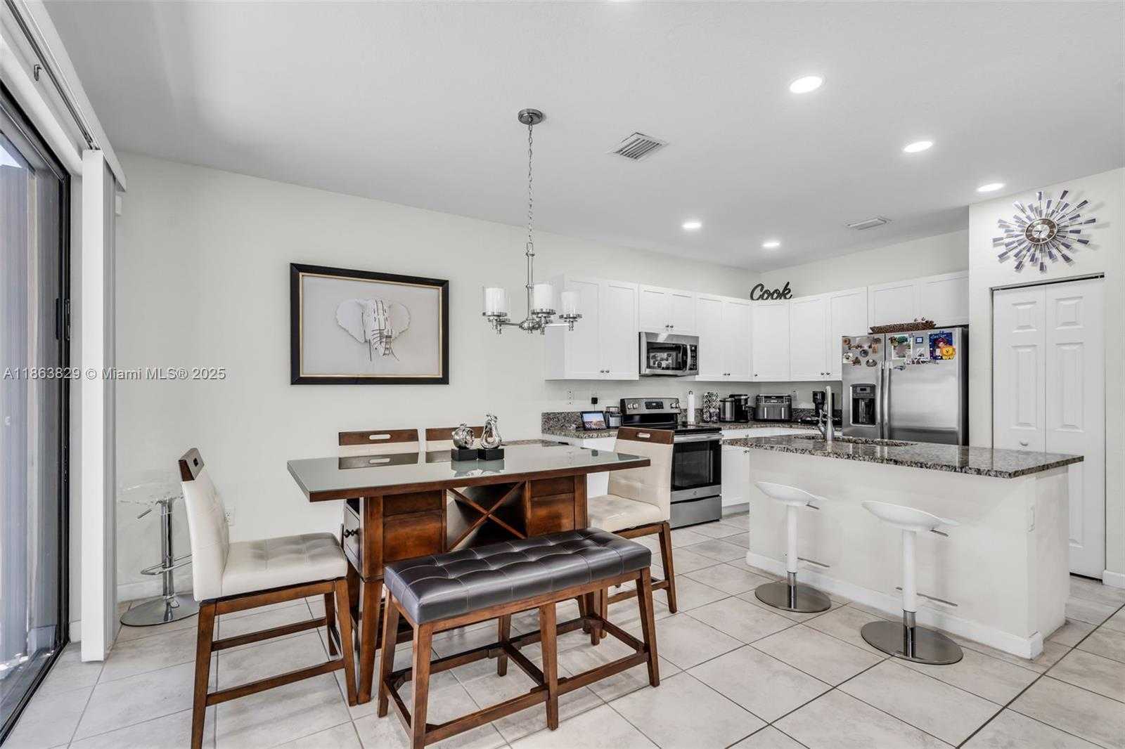 Small Image of 10269 WEST 32ND LN, Hialeah Number 5