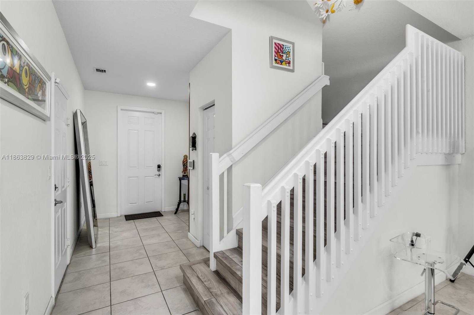 Small Image of 10269 WEST 32ND LN, Hialeah Number 9